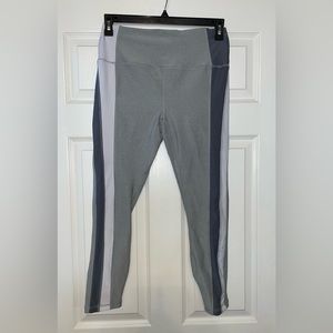 Women’s RBX Large Athletic Leggings Striped Gray and White